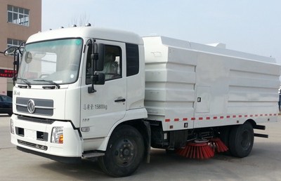 國(guó)五東風(fēng)天錦掃路車細(xì)節(jié)圖片展示 高效清潔，吸塵車系列匠心呈現(xiàn)
